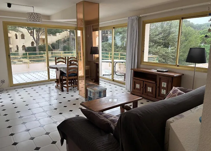 Precioso Apartamento En S\'Agaro Con Fantasticas Vistas Al Mar